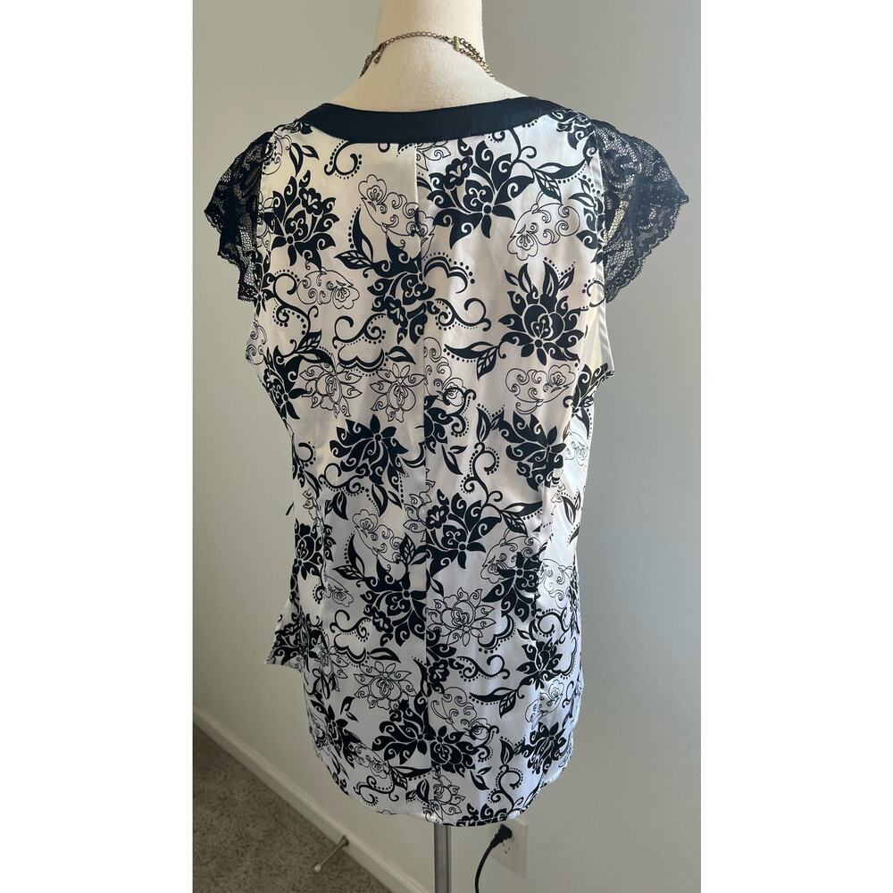 Studio 1940 Y2K Goth Black/White Satin/Lace Floral Button Down Blouse Top 18/20W - Picture 6 of 8